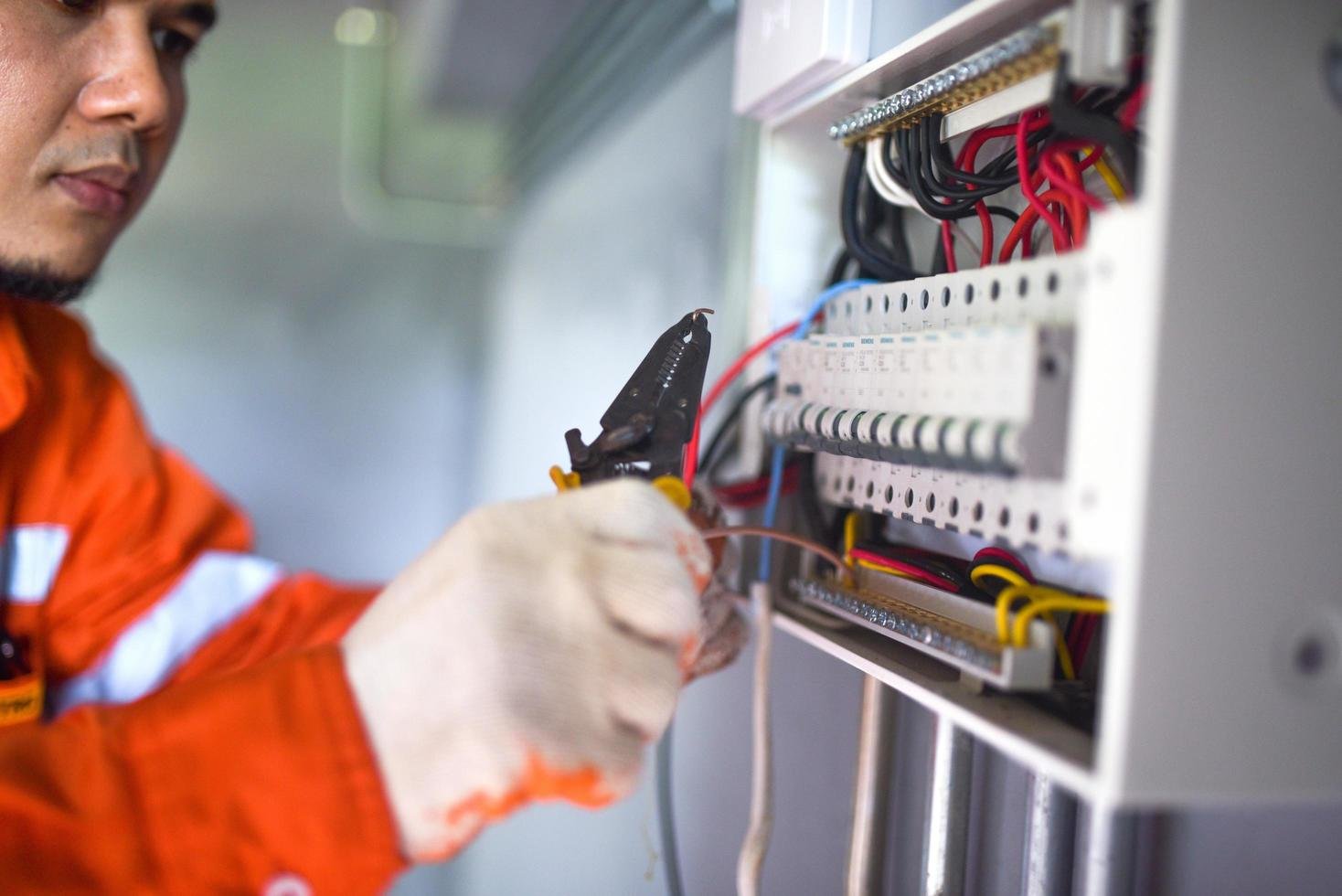 Electrical wiring and inspection work